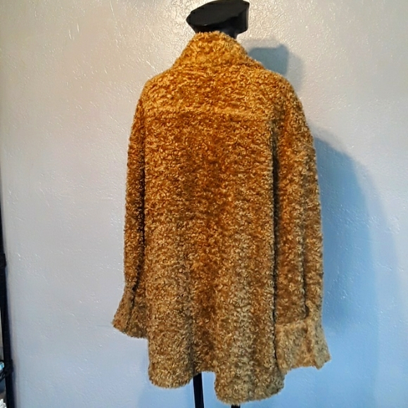 We were what new sweater/jacket - Picture 4 of 5